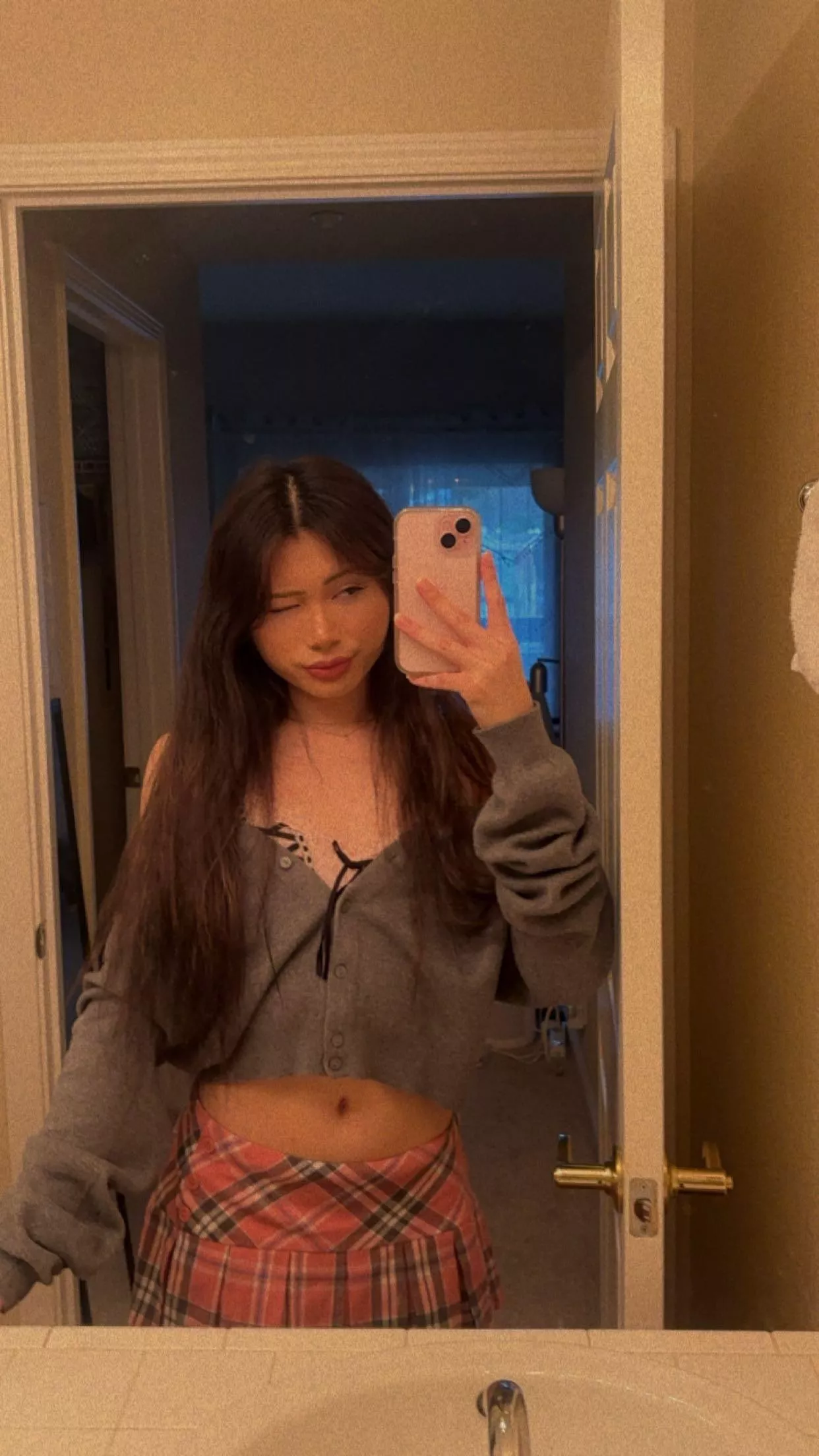 wink back or else! posted by SailorDae