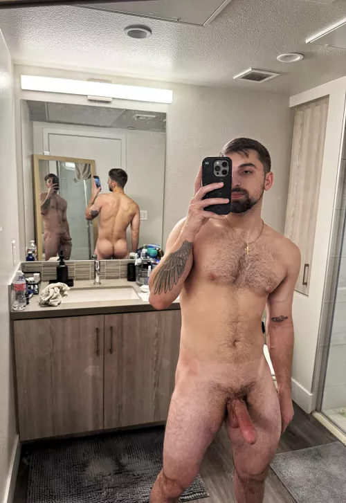 zoom in for a surprise (; 💦 by Just4Fun2123