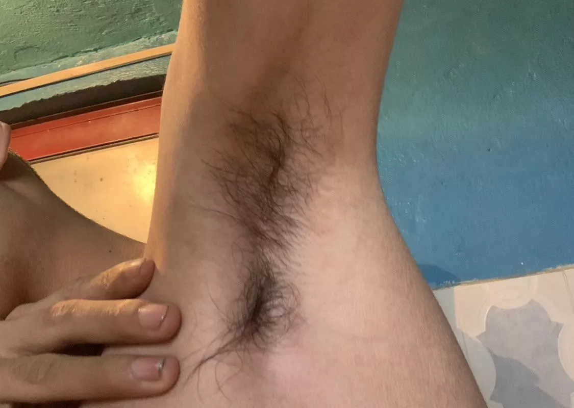 19 years old, how do I look?😍🥵👄🤒 posted by kiriii_ku