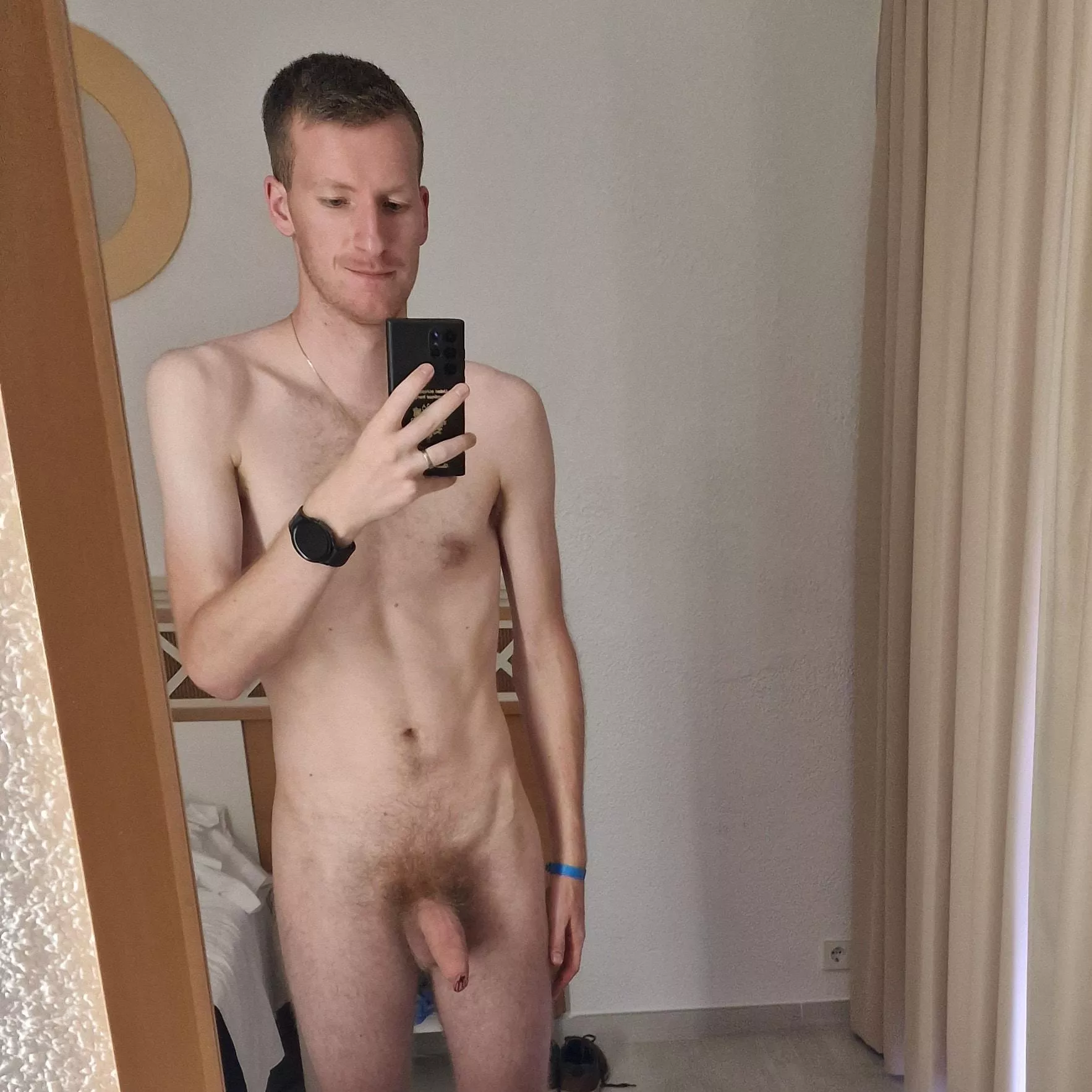 23 (m) 6'5 The Netherlands posted by Few-Abroad-5142