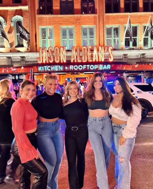 [5] Nashville Gals! by strapongal9