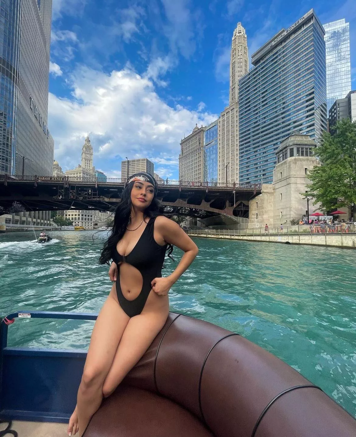 Babe in black posted by Flimsy-Albatross-361