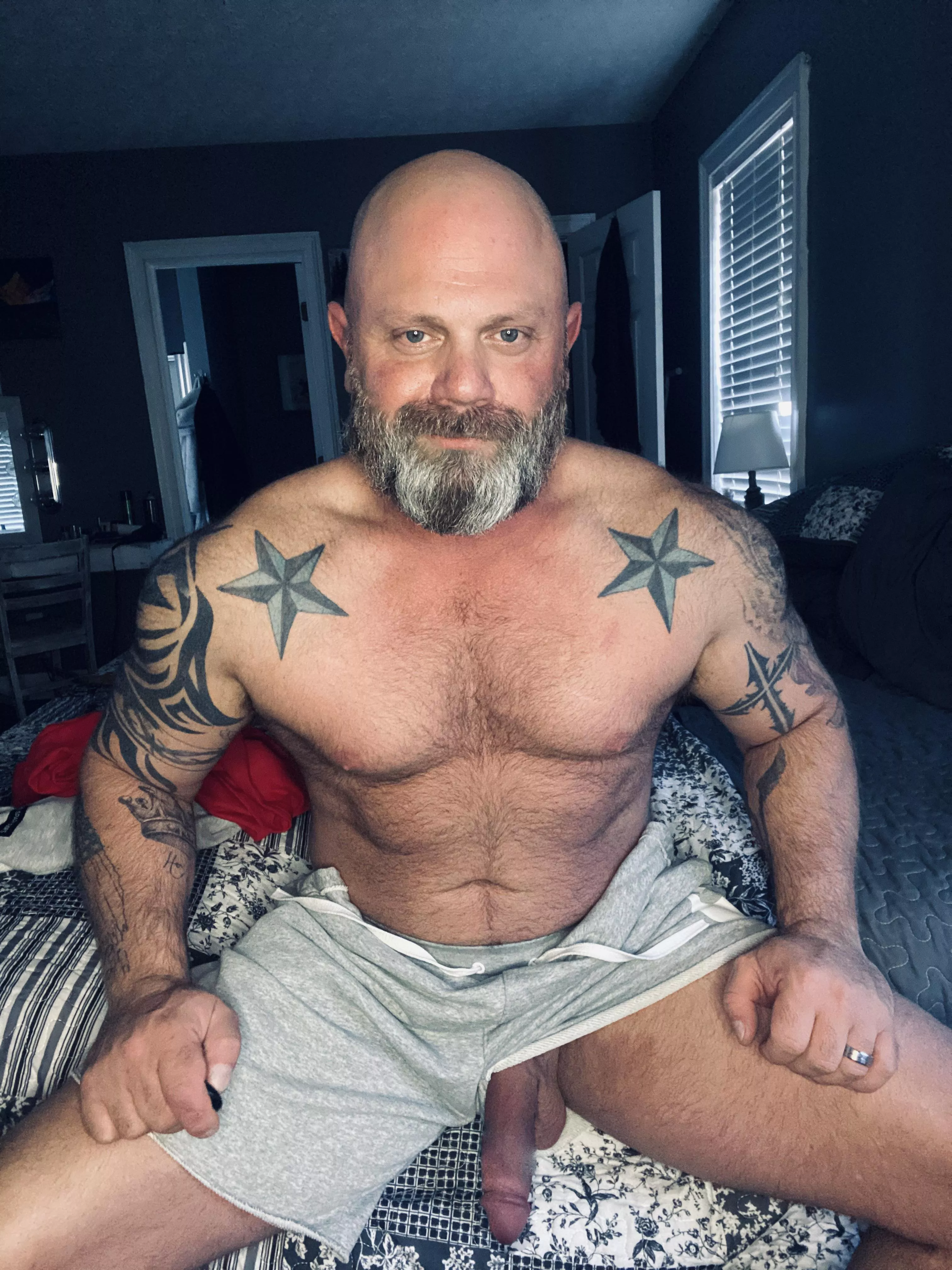 Back from the gym(40) posted by Wooddaddy47