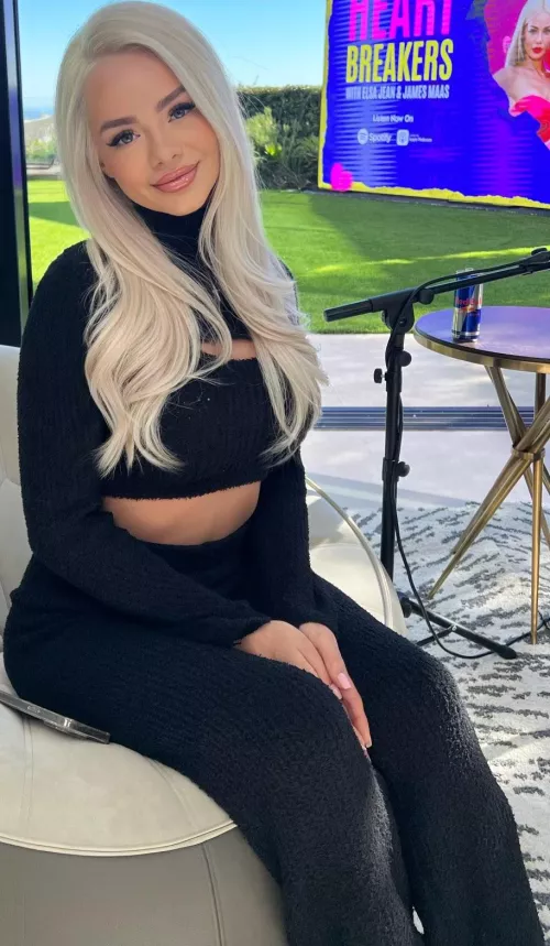 Beautiful Lady by TaylorSwiftIsSexy