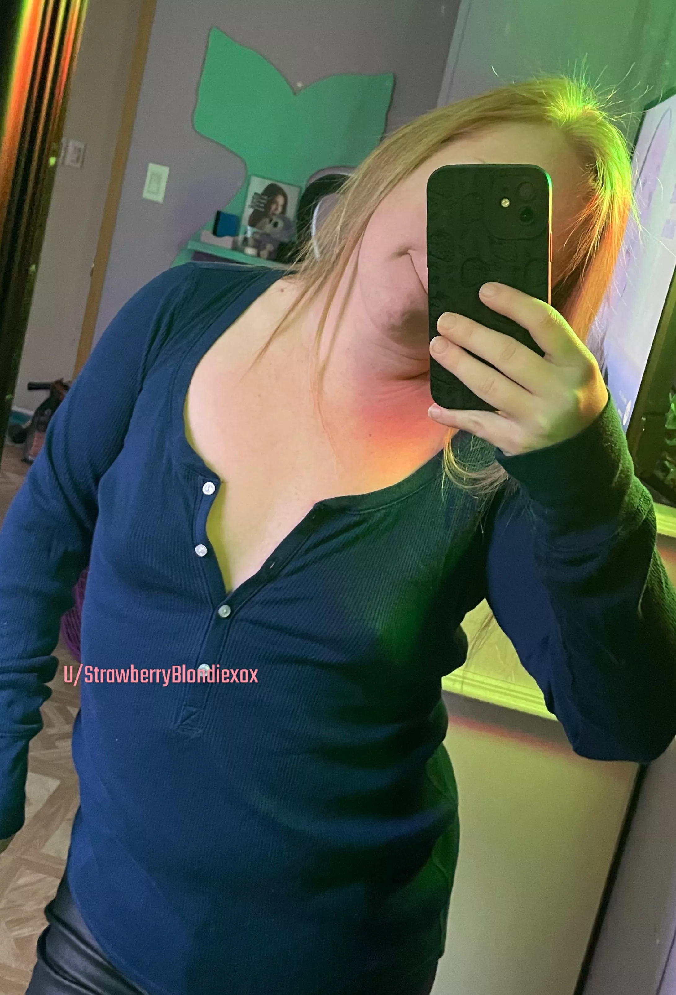 Braless Lunch Date With The Bestie Today. posted by StrawberryBlondiexox