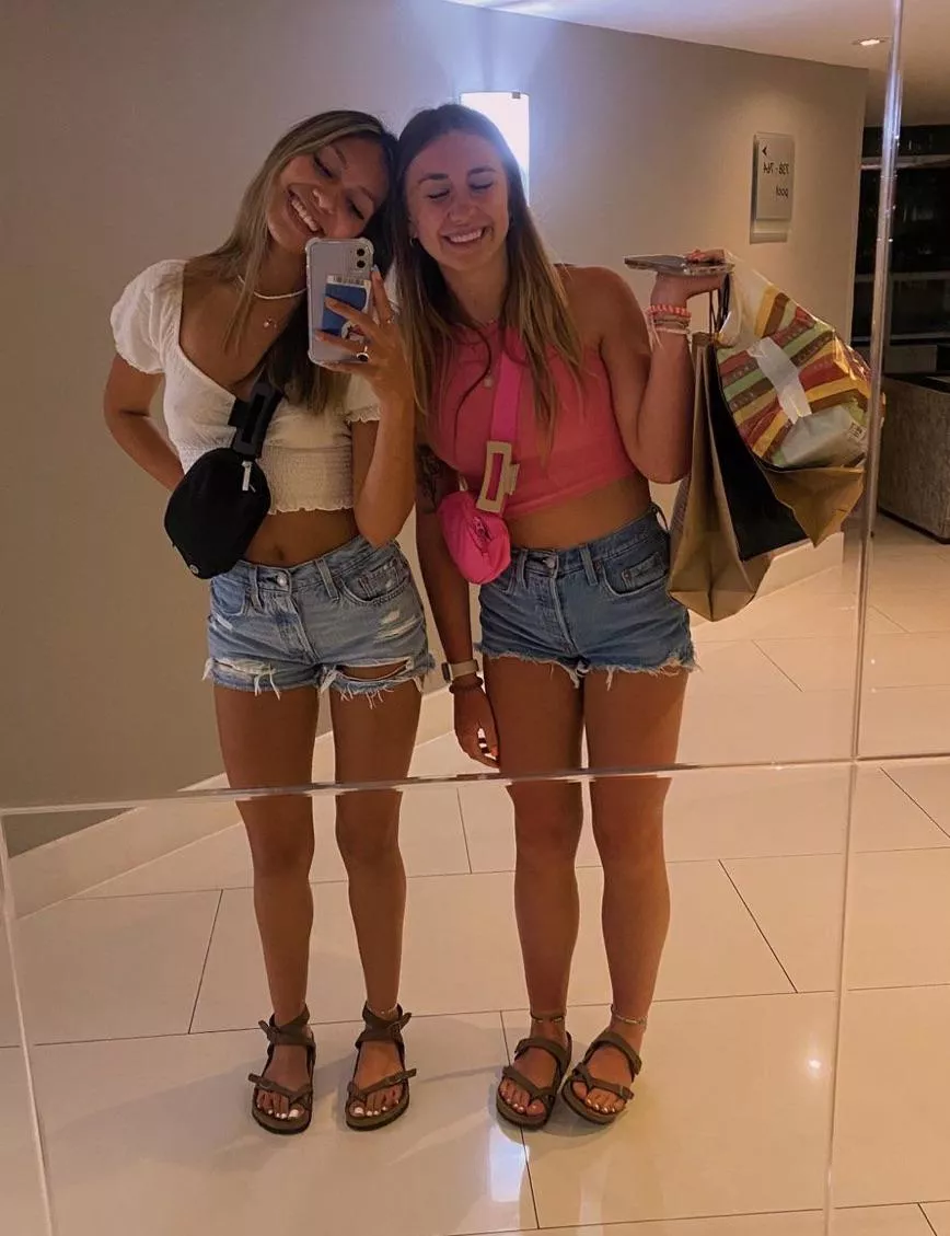 Choose one for cowgirl[2] posted by Mysterious-Green-538