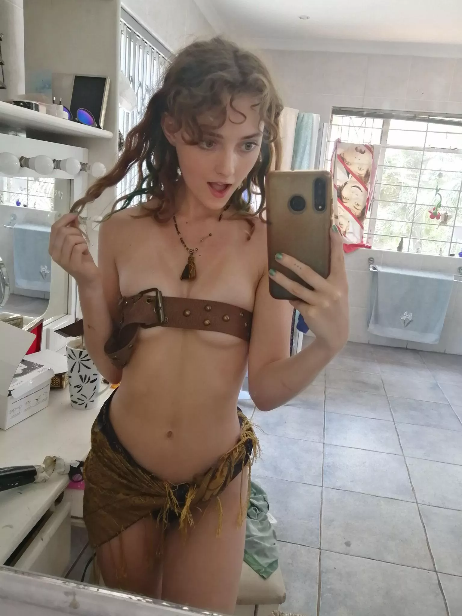 Confidence in every inch, my smaller curves radiate a sexy self-assurance. F18 posted by Atarlock