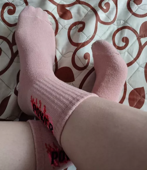 Do you feel better when they smell strong? by Liliane_Feet_