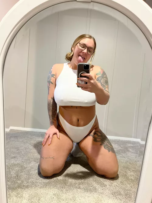 Does smiling with your tongue out count. by BustyBaylee93