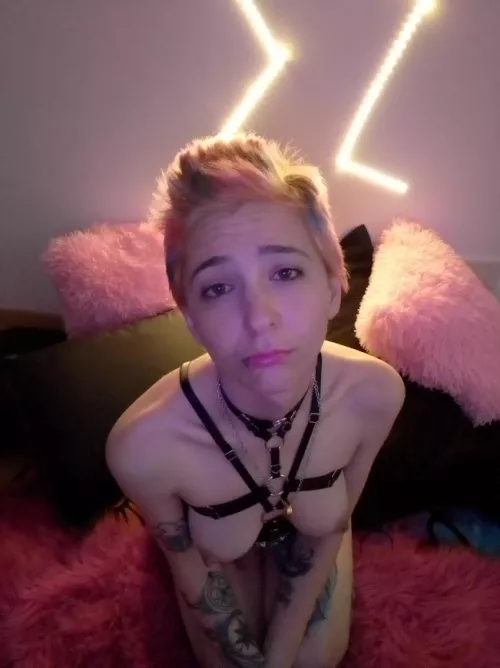 Don't make me beg, please daddy give it to me by GeminiKaty