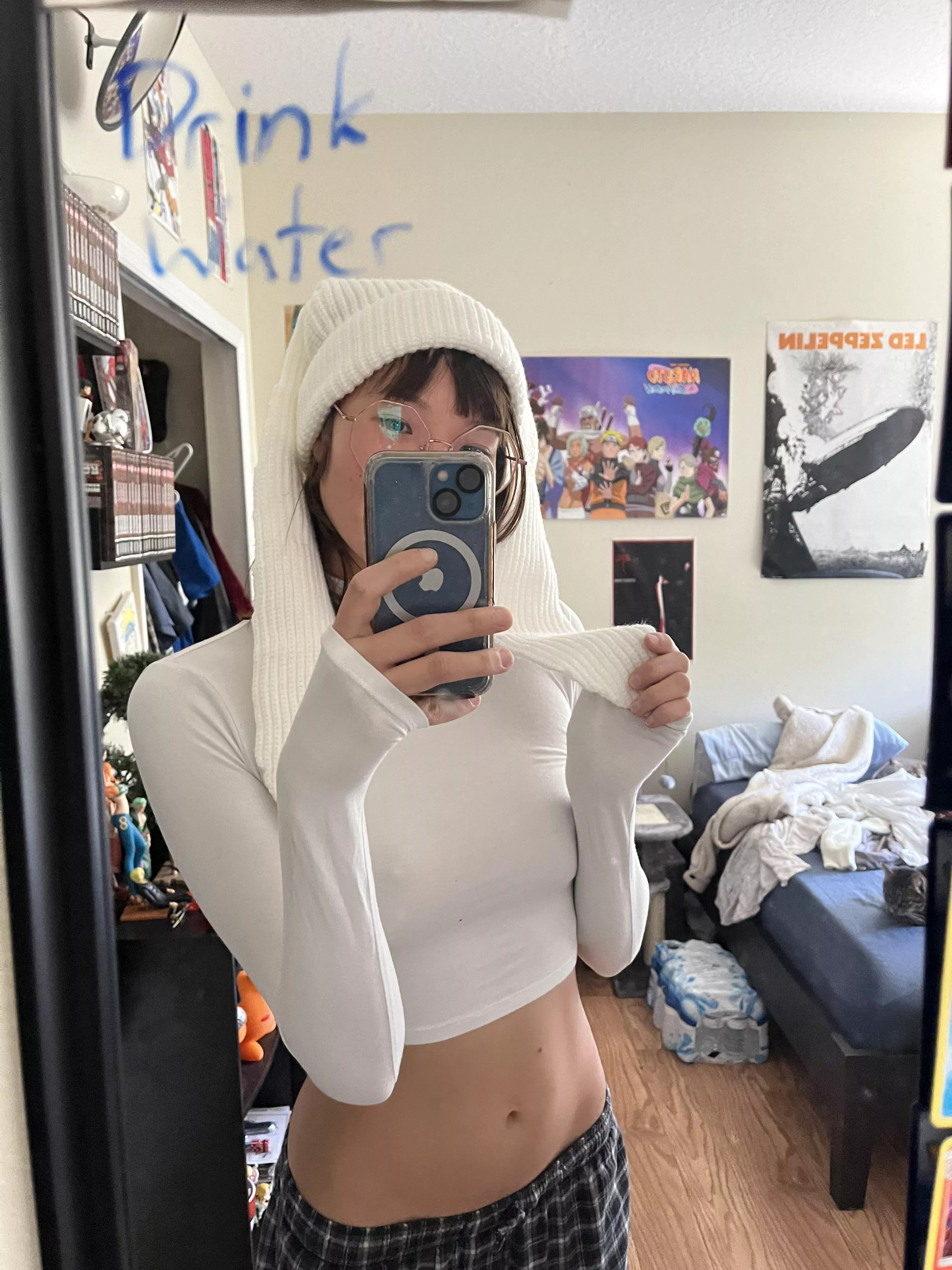 feeling adorable in my bunny hat :D posted by luveli420