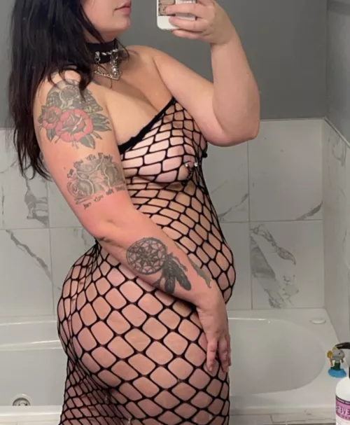 Good morning (f) by WifeOnHerKnees