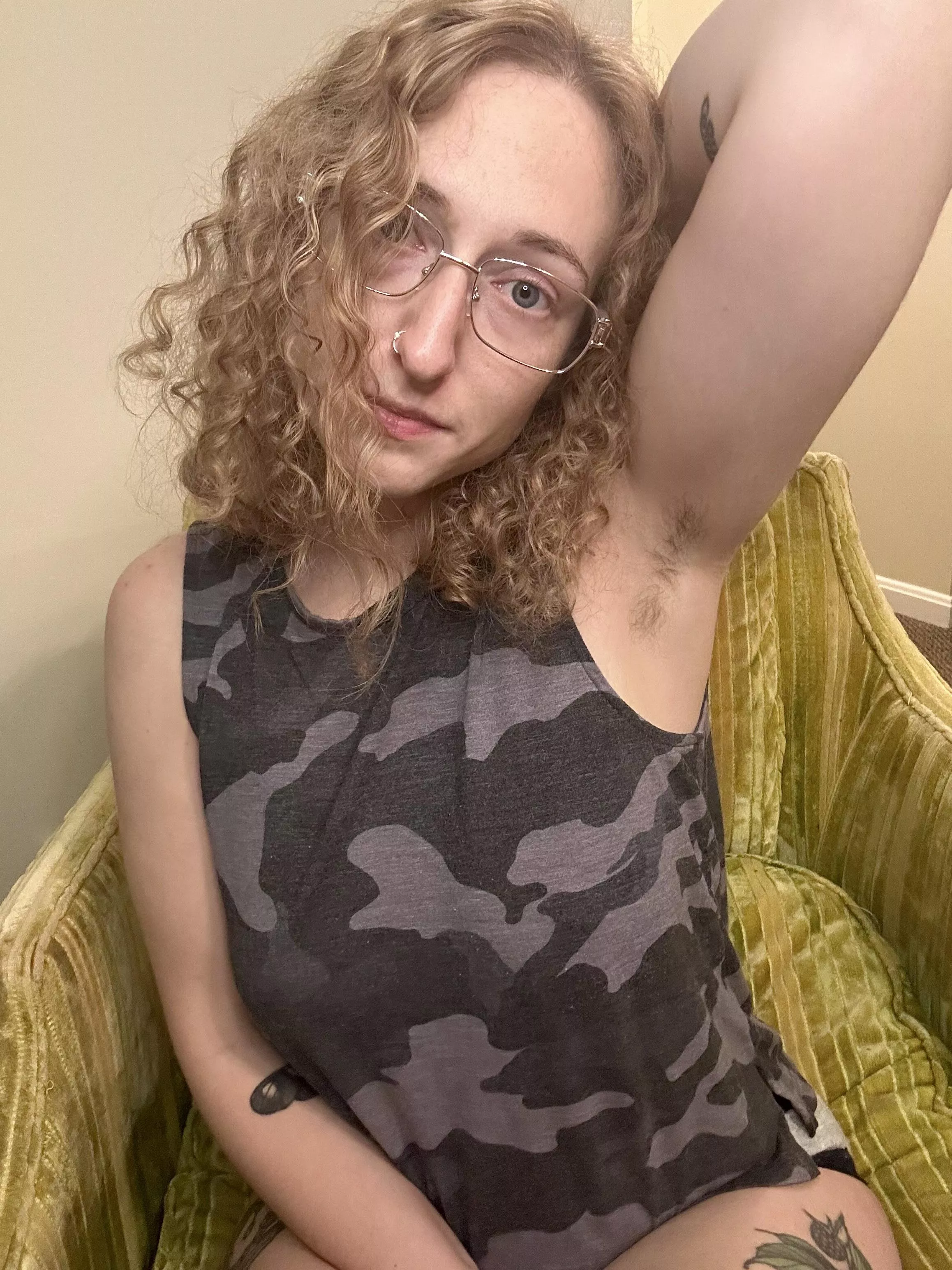 I do what I want; that rarely includes shaving posted by curly_girly69