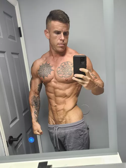 Morning check ins.. by LogicalBet580