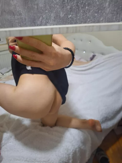 No panties, ever by GoldenRalphs