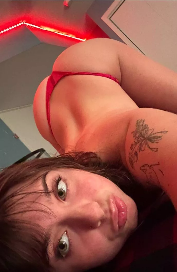 Nothing beats that ass that is already in position posted by Moon_dancere