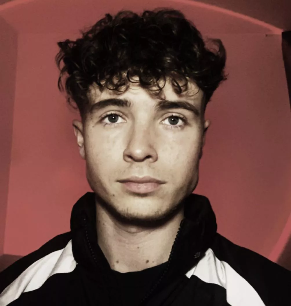 Passport mugshot posted by Haughian00