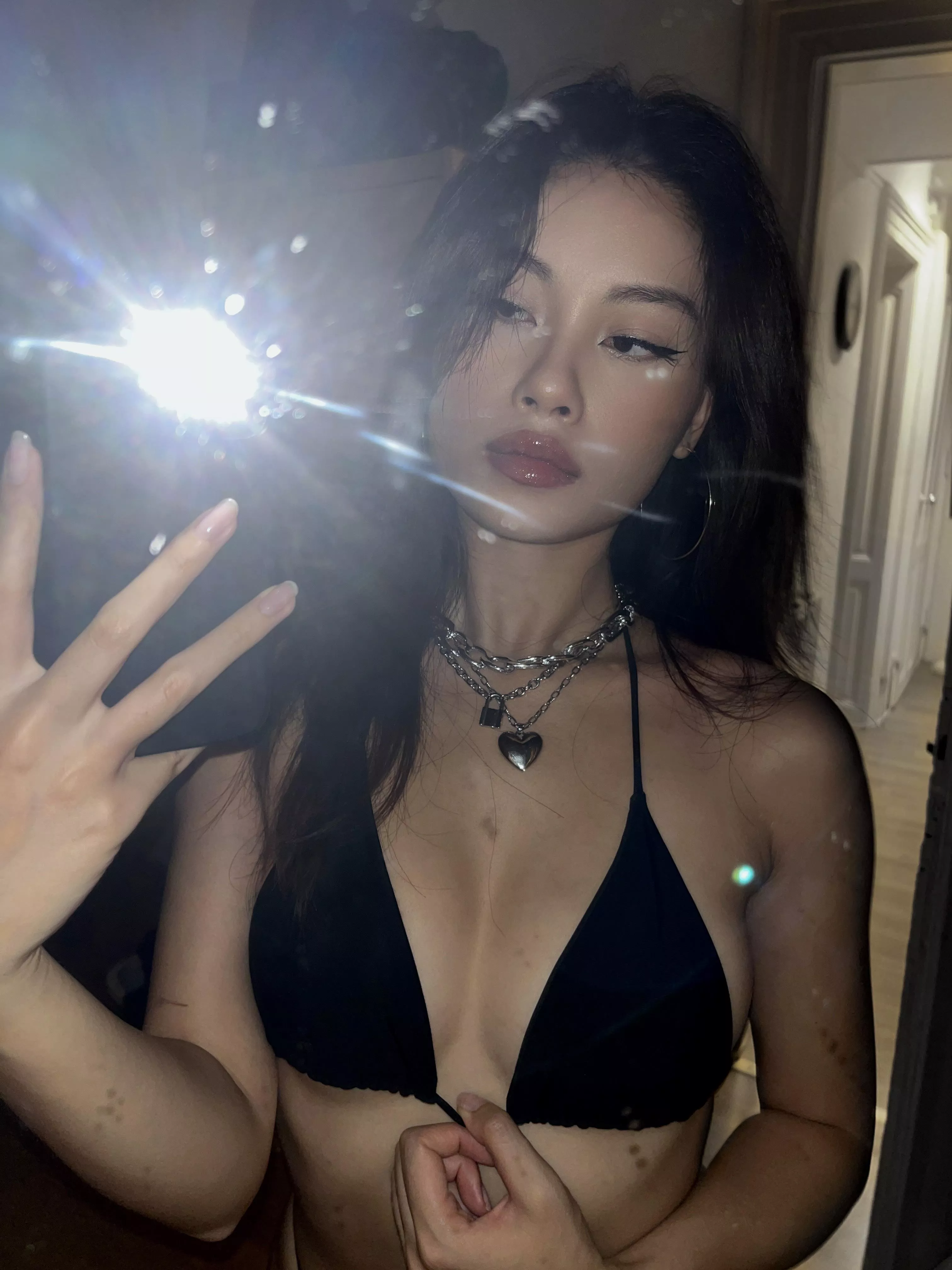 Pulling it down posted by InfiniteGlass1