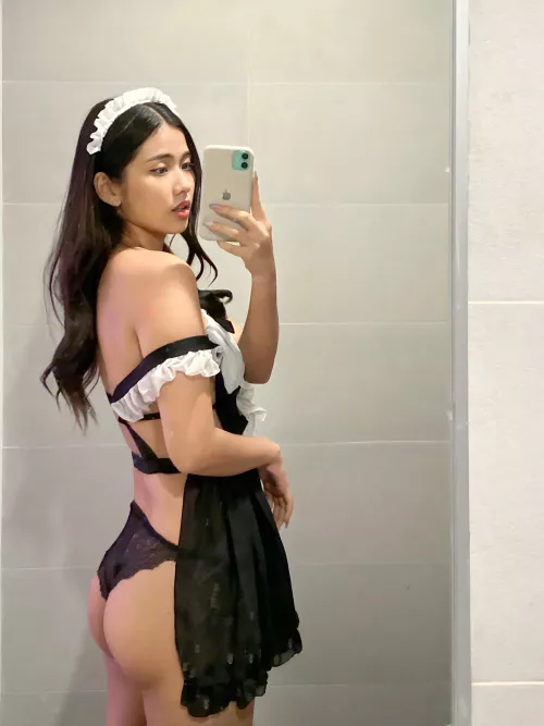 Trying this new maid outfit, Do look good in this? by Quailandduckeg