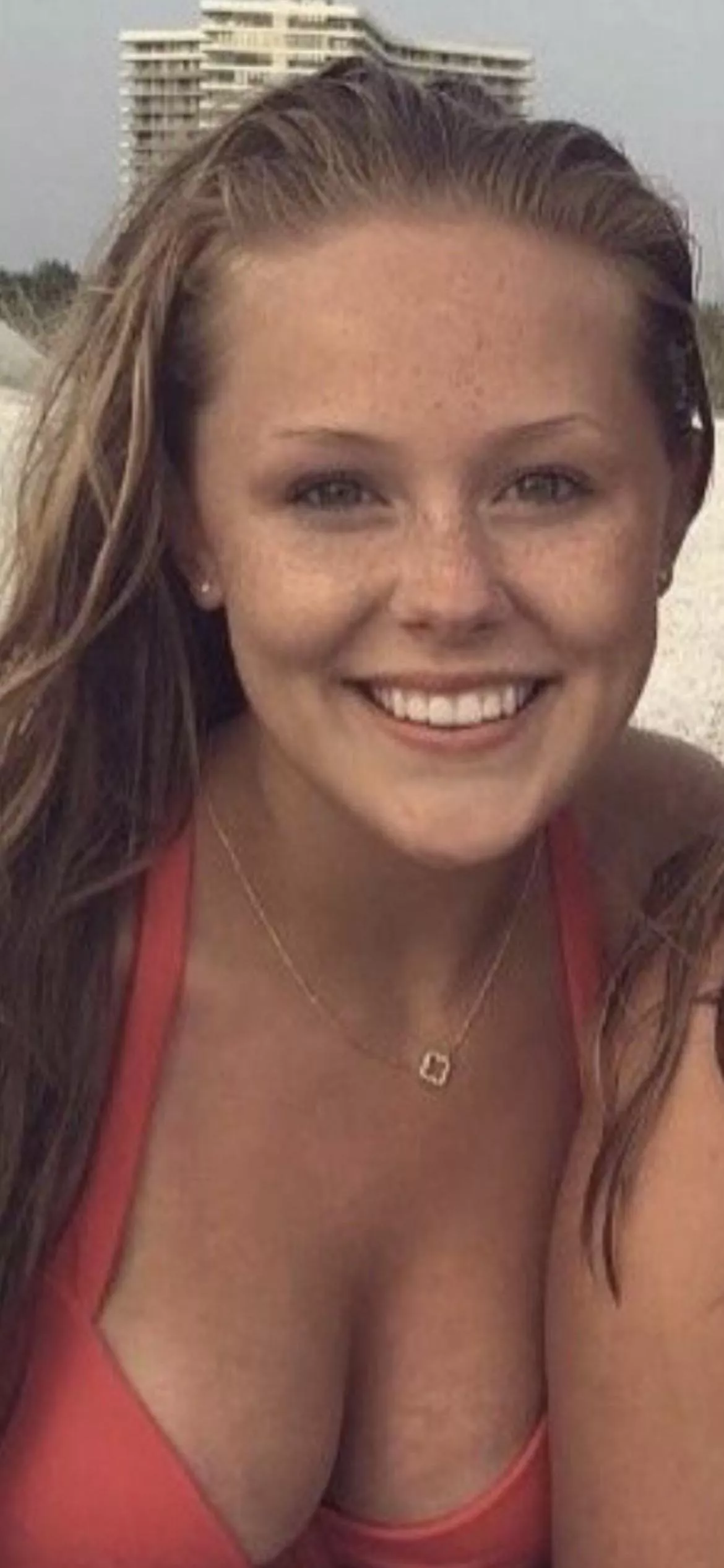 Who is this Hottie? posted by SnooLobsters6606