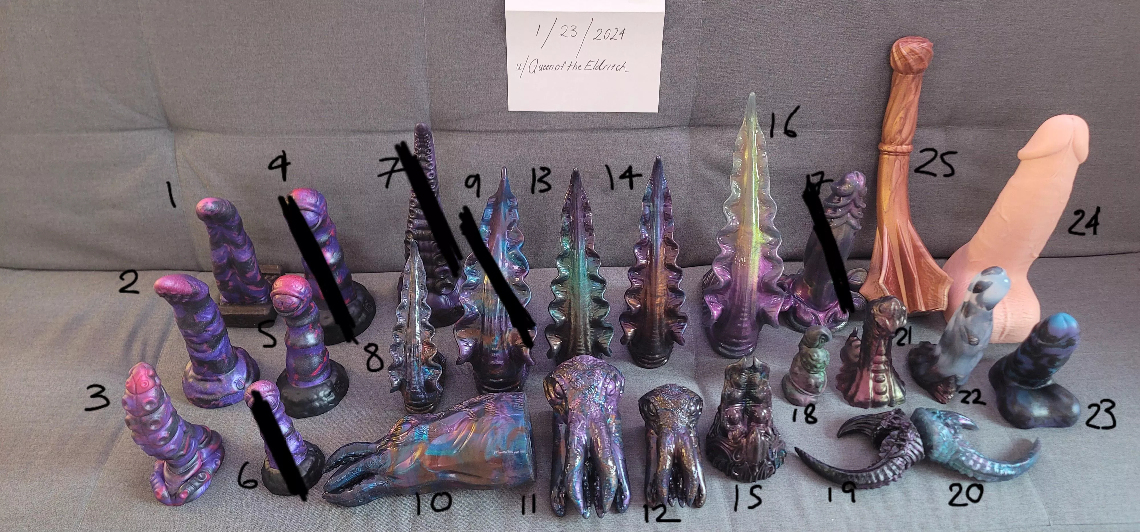 [WTS] Galaxy/ Oil Slick: 20 Toys posted by QueenOfTheEldritch