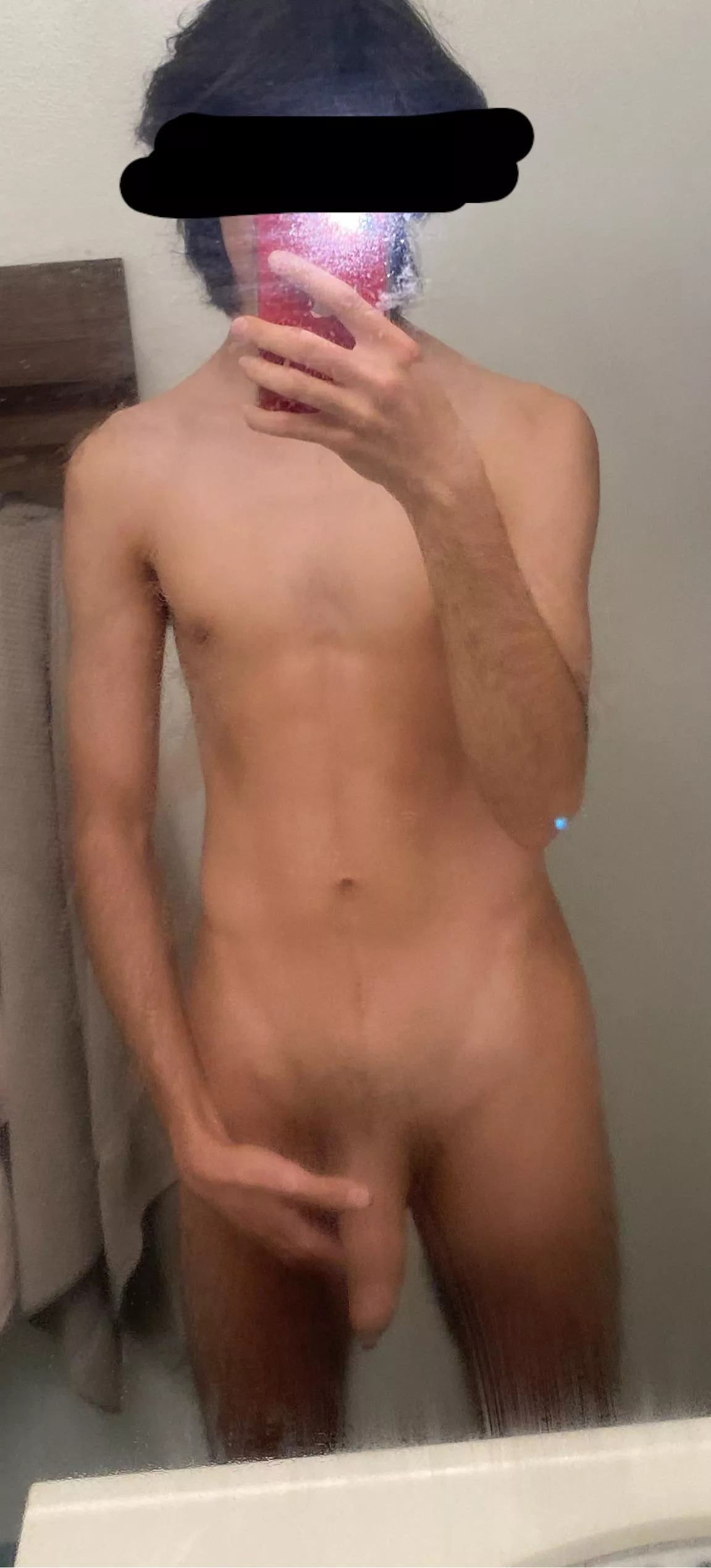 18 boutta take a showr posted by liyxks