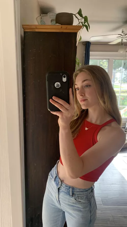 Am I attractive enough for a 18yo girl like me? by Eloise_ML