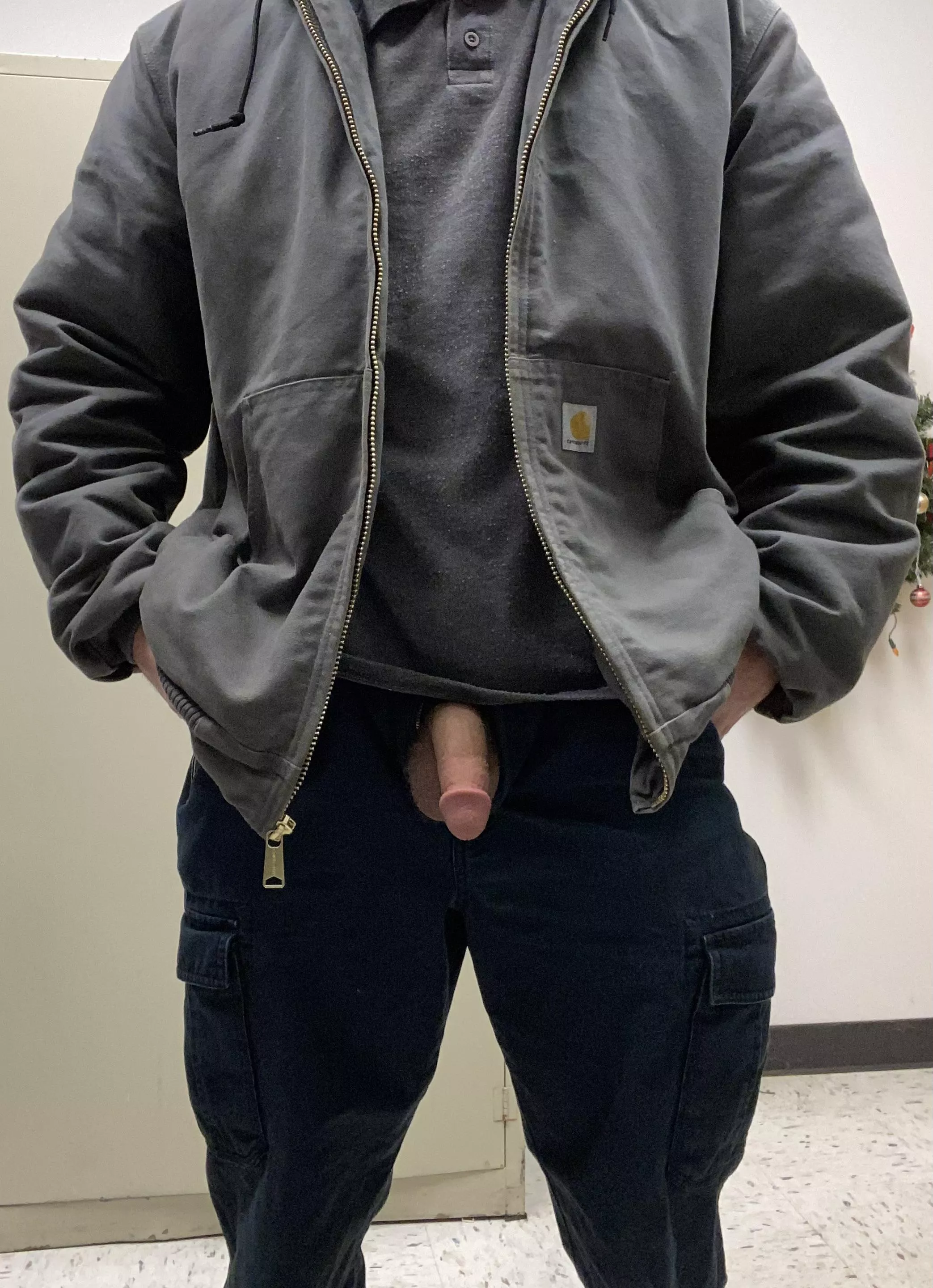 Anyone like blue collar cock? posted by Tittytycoon01