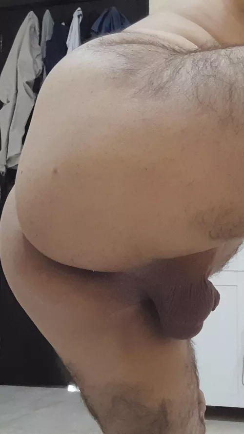 Anyone wants to please that bottom by Fine-Print-6814