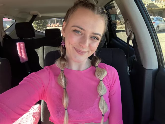 Blonde girls are so cute ;) by Babykaittt