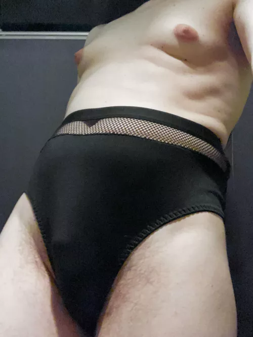 can you see her? by mailouve