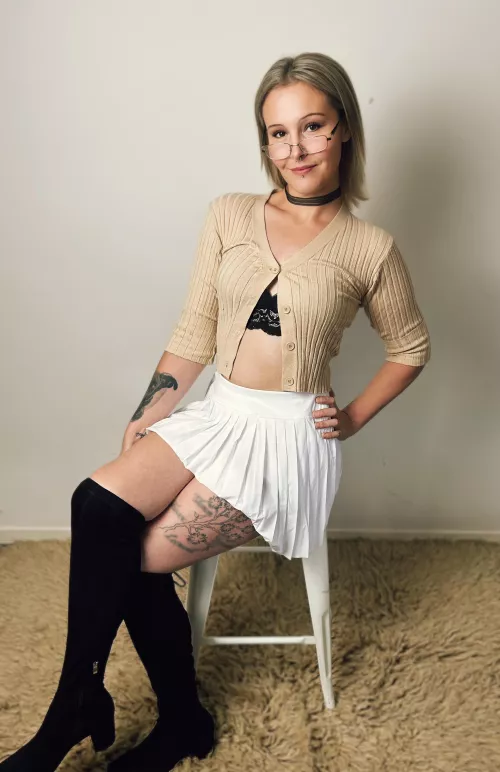 Do you like my boots? by Hollylouisexox