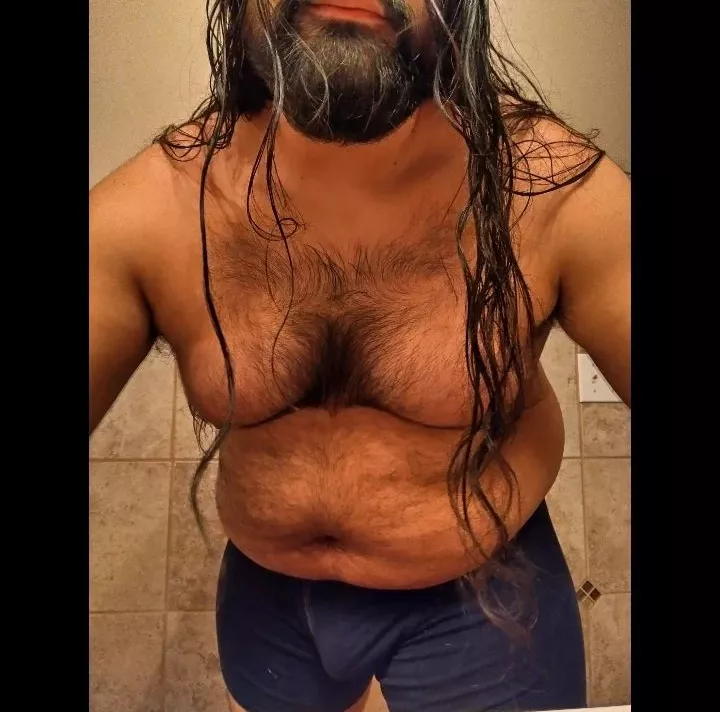 Fresh out of the shower. Good Morning ☀️ posted by wr96Ca