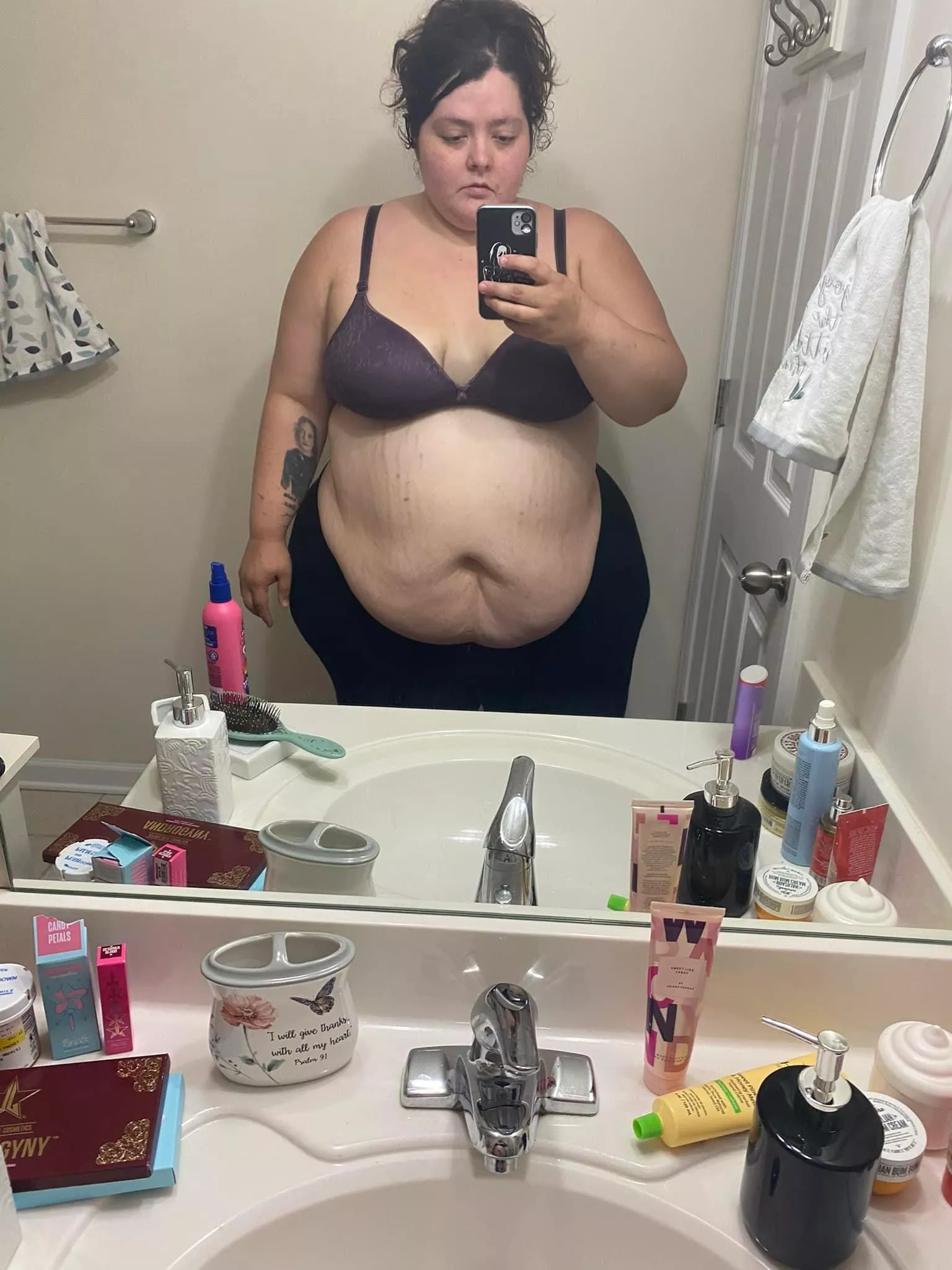 Gaining in my stomach posted by xnikkixhorrorx