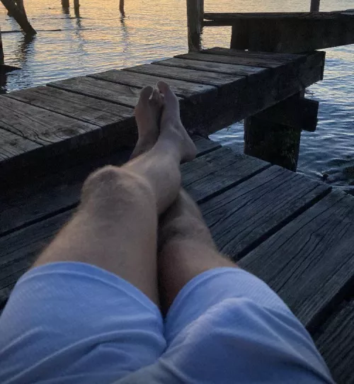 Hang on a minute bro, I probably should wait until this goes down before walking around everyone, what do you think? by hikingguy333