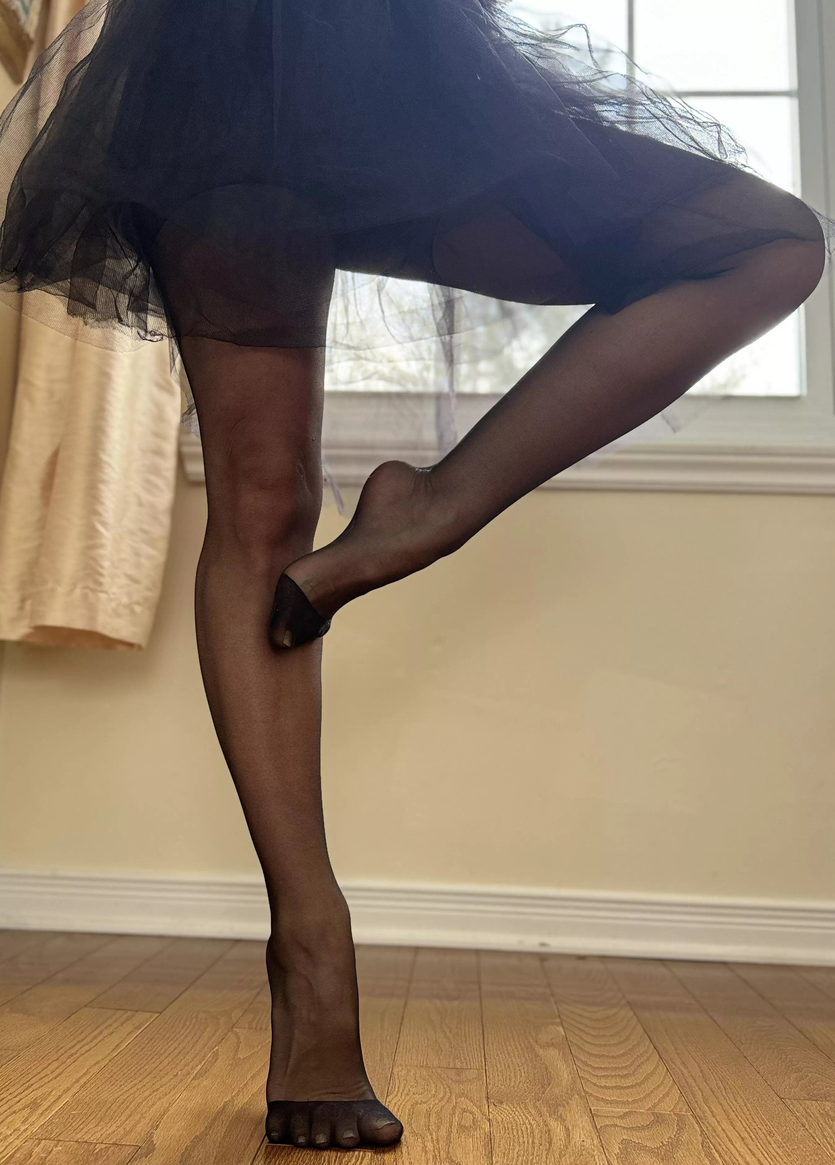 Hoping all those dance classes didn’t go to waste posted by pixiefeet76