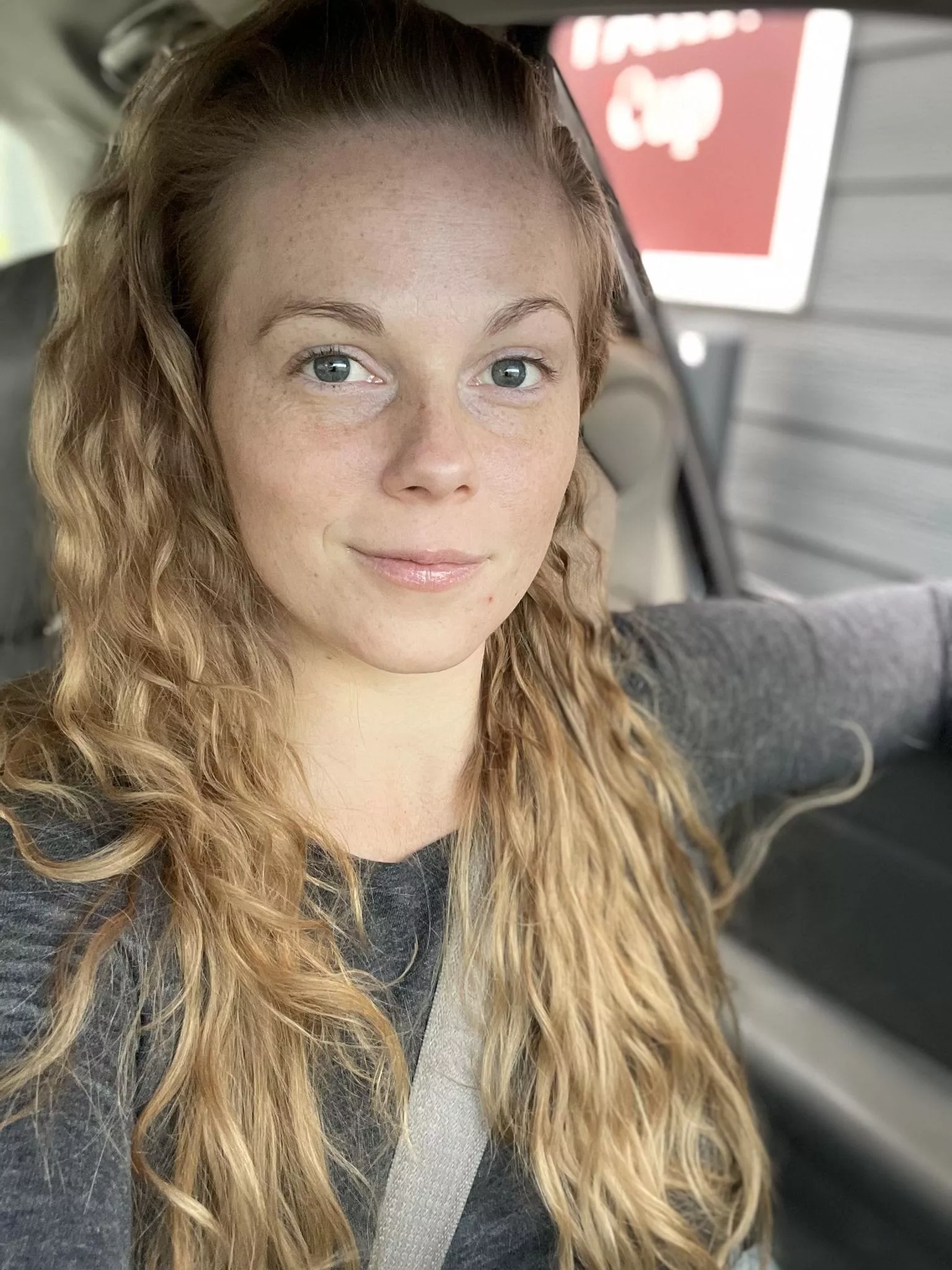 I hope your day is amazing posted by Amputeelove