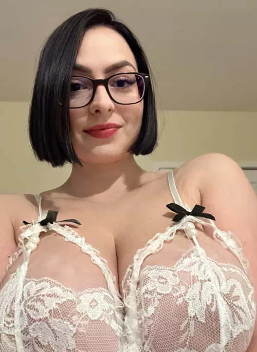 I need a naughty gaming buddy by catlykissy