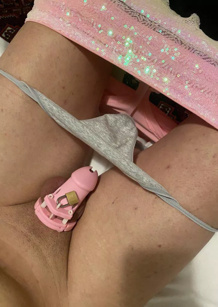 I one word: Masculinity right? 😅 posted by Sissyvicc_