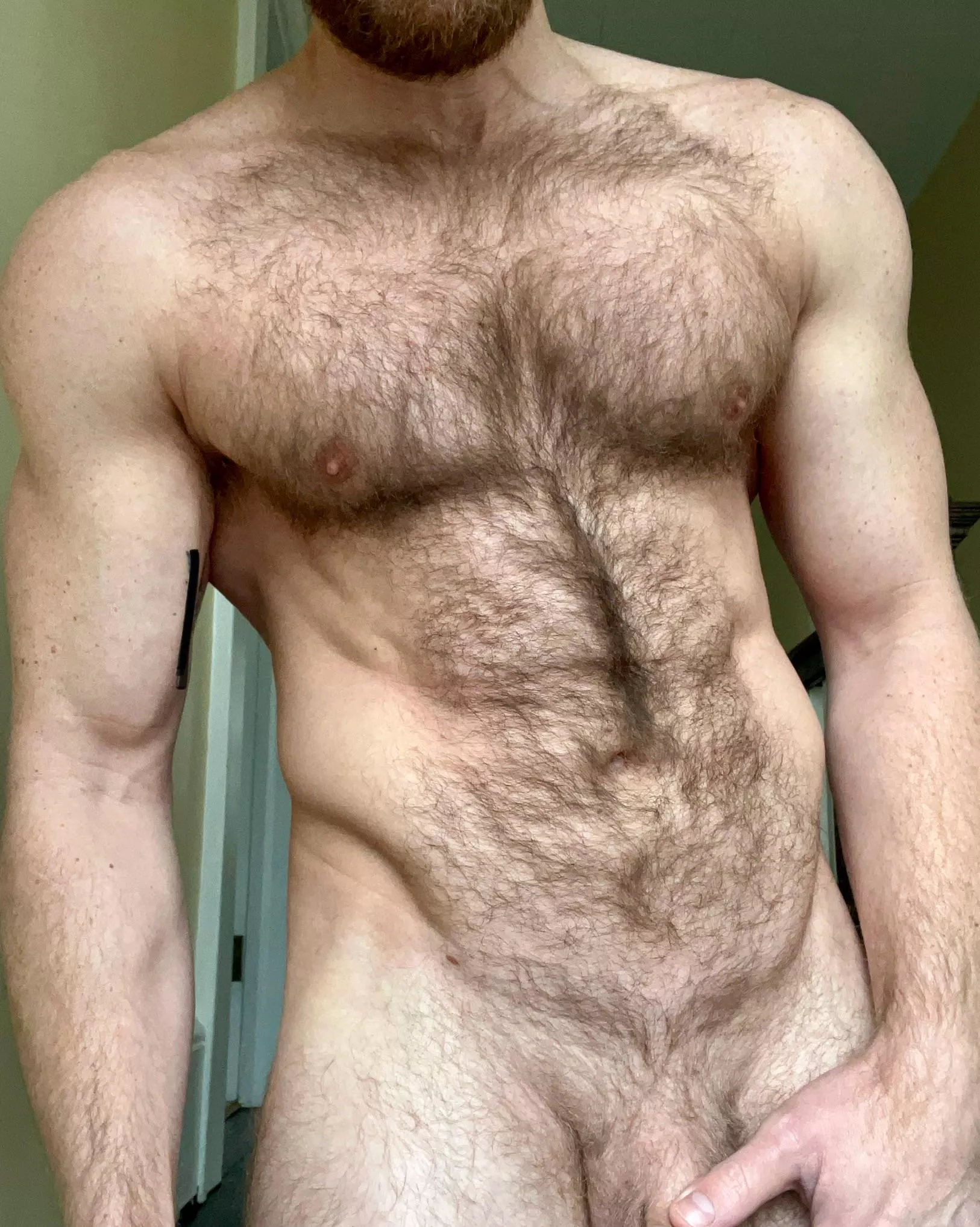 If this Dad made you pause your scroll for a split second [38], comment your age and gender posted by Select-Salary77