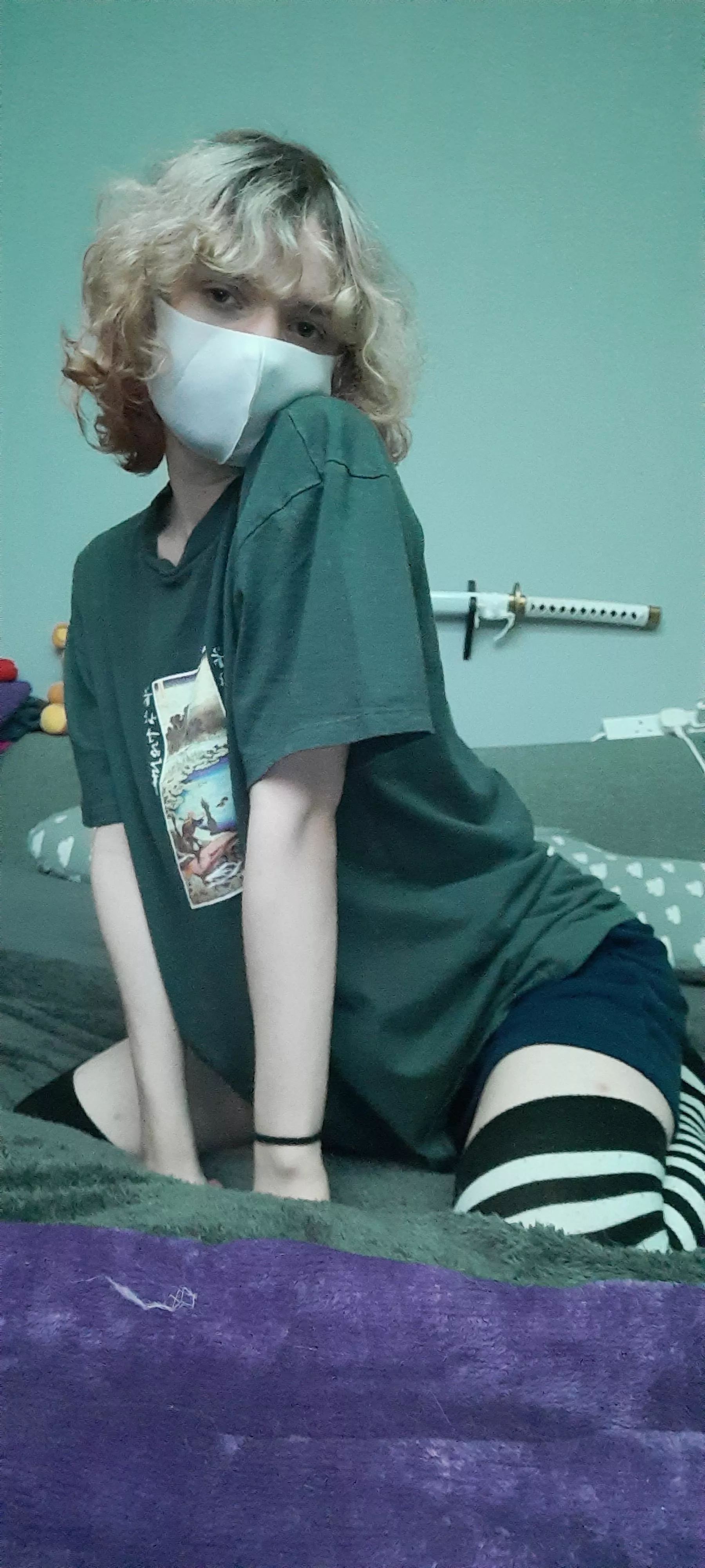 im feeling loveyyyyy posted by FeeHereee