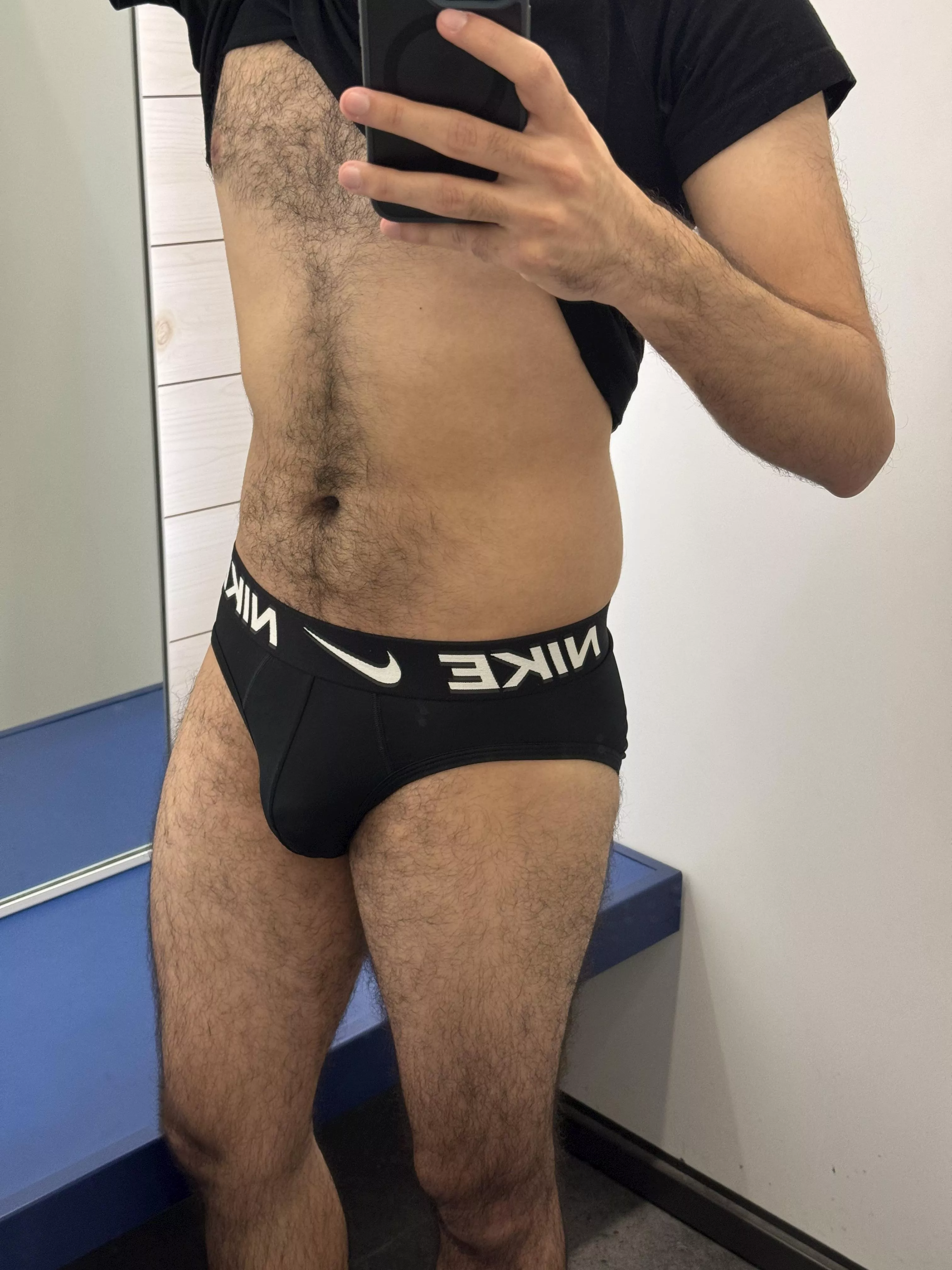 Im starting to like fitting room pics, how do i look? posted by harrybriefs