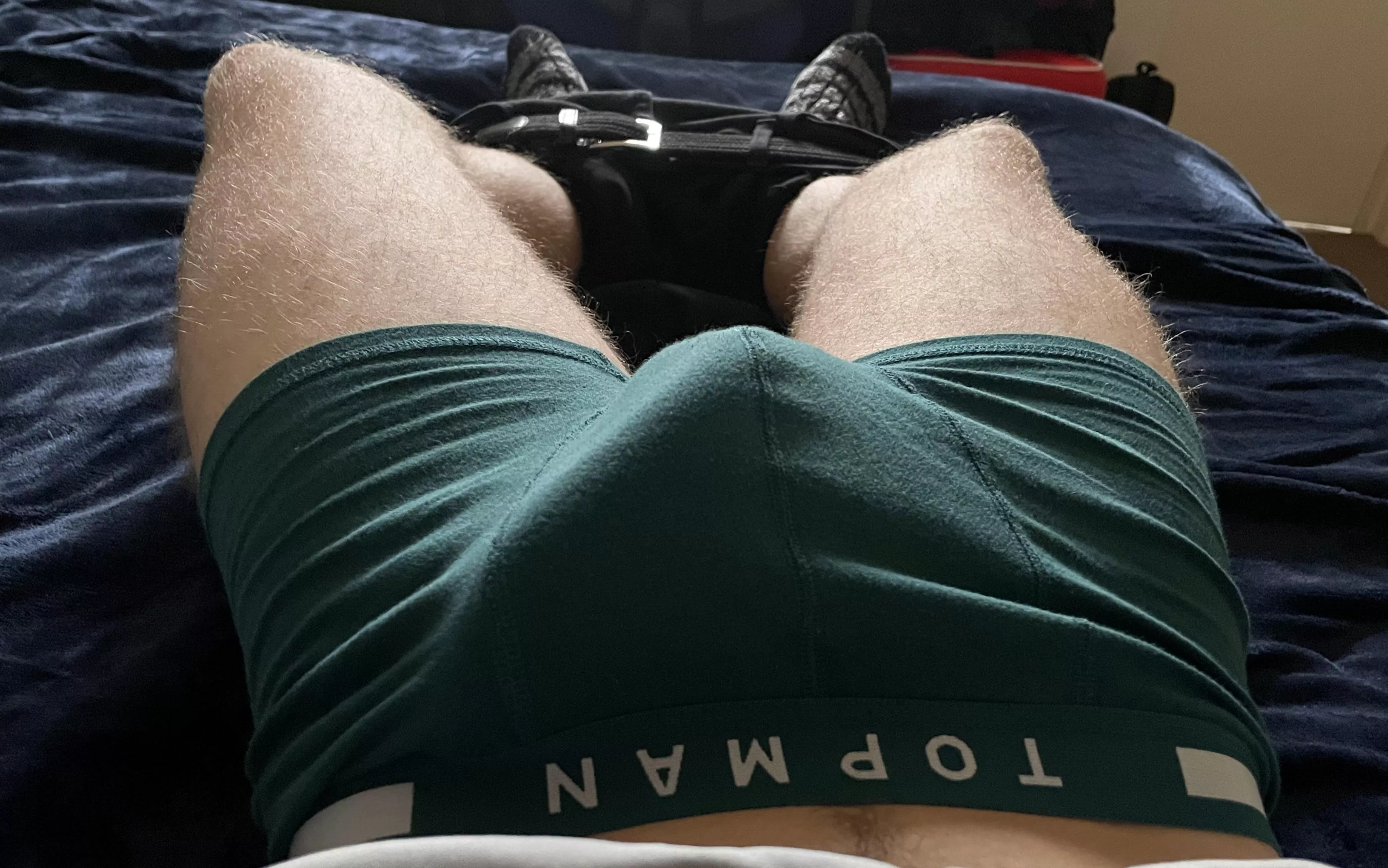 Just chilling (21) posted by mymeatbro