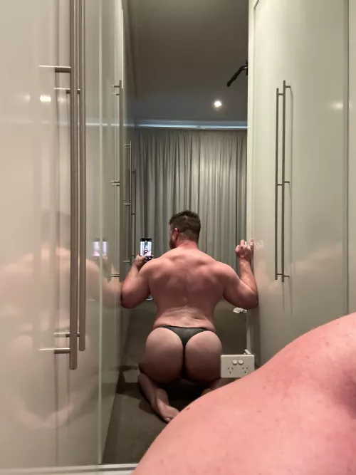 Love wearing a thong to the gy[m] by Ausbuff84