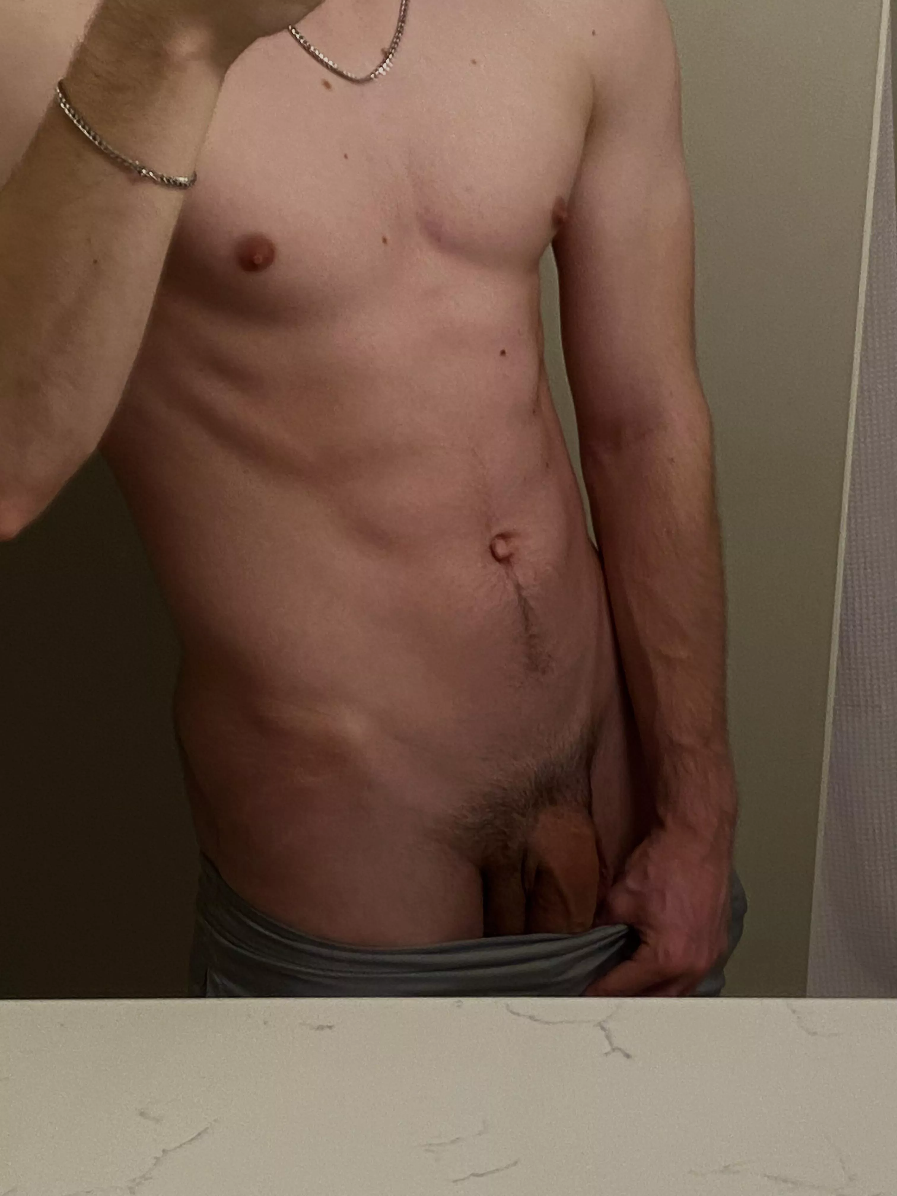 [M] Help me out after my workout? posted by NoFaceFitGuyOF