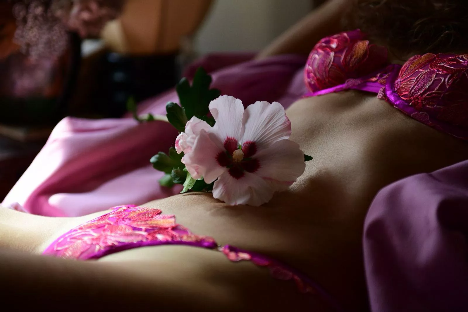 my floral dream OC posted by MalinaWhispers