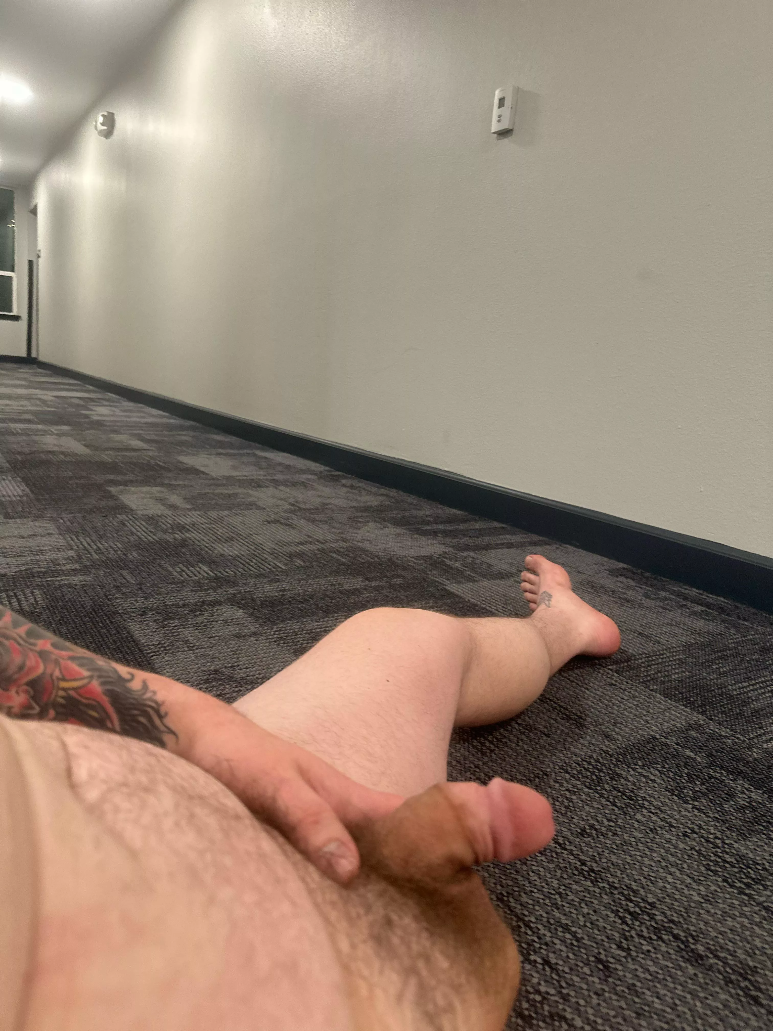 Naked in the hall posted by l1ttledevil