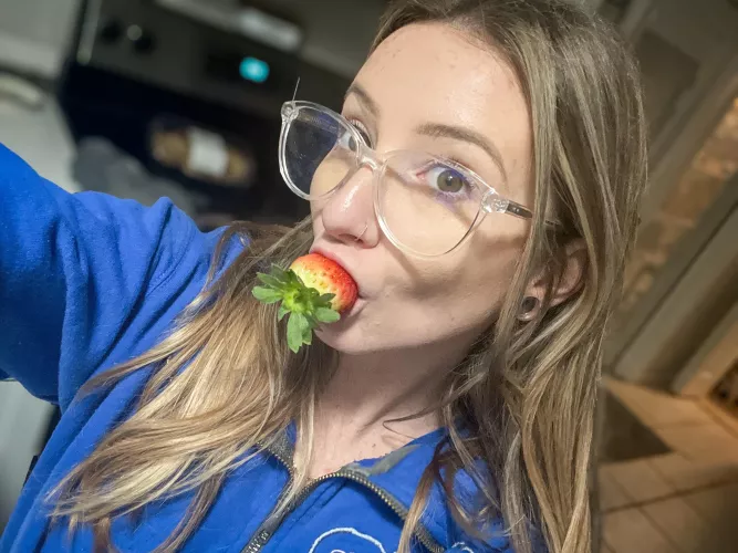 Post hospital/work 🍓 vibes by KaysSecretStuff