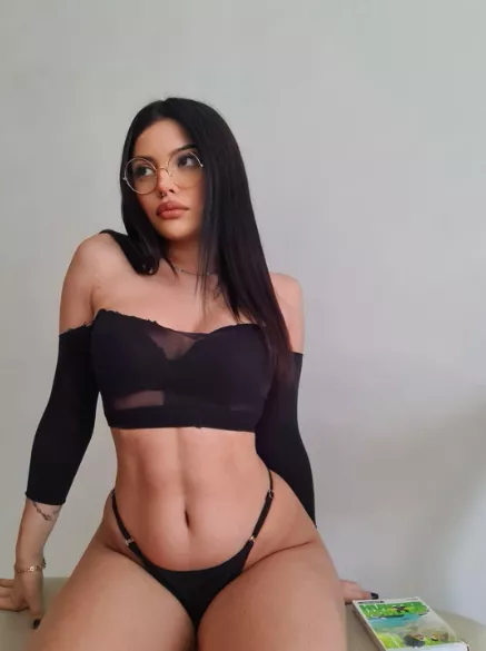 Spend a night with this teen posted by Mik0111