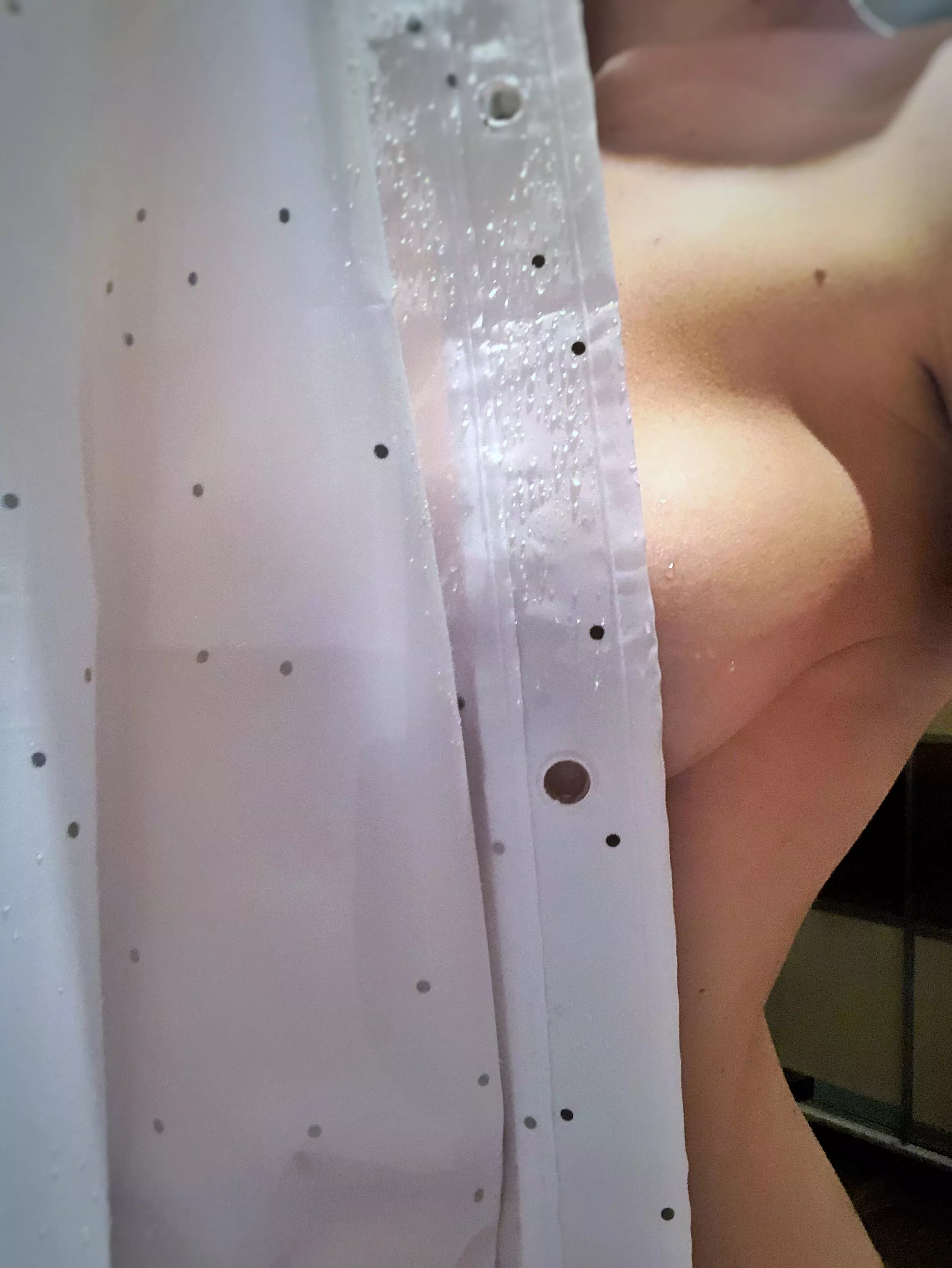 Wet behind the curtain posted by Nerdbird_OF